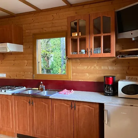 Camping-Chalets La Faviere Lac des Rouges Truites Extérieur photo