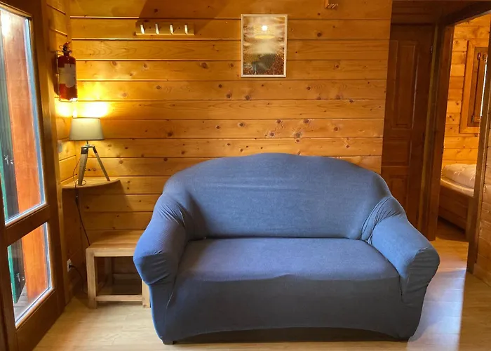 Camping-Chalets La Faviere