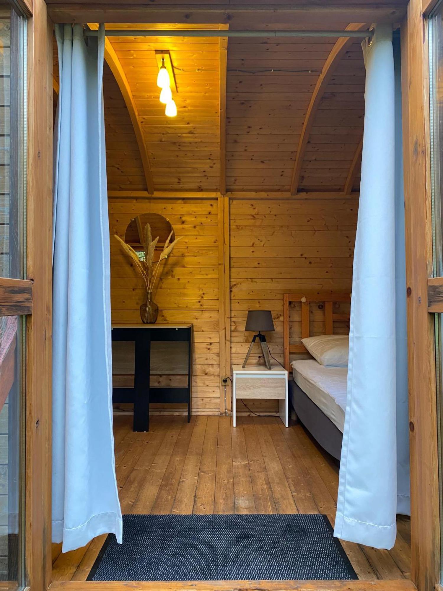 Camping-chalets La Faviere Camping